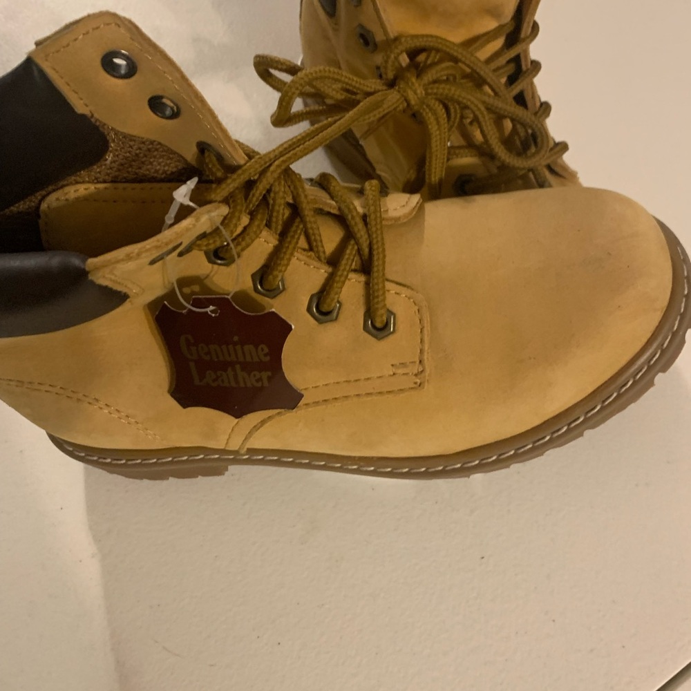 High Sierra boots New